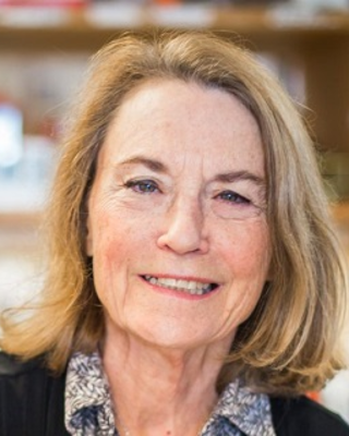 Xandra Breakefield