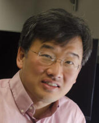 kim_dennis.jpg