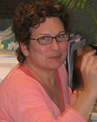 Kristin White