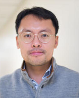 zhang_cheng-zhong.jpg