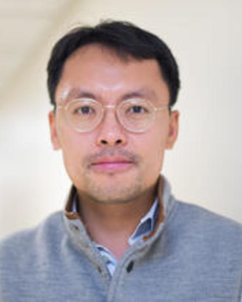 zhang_cheng-zhong.jpg